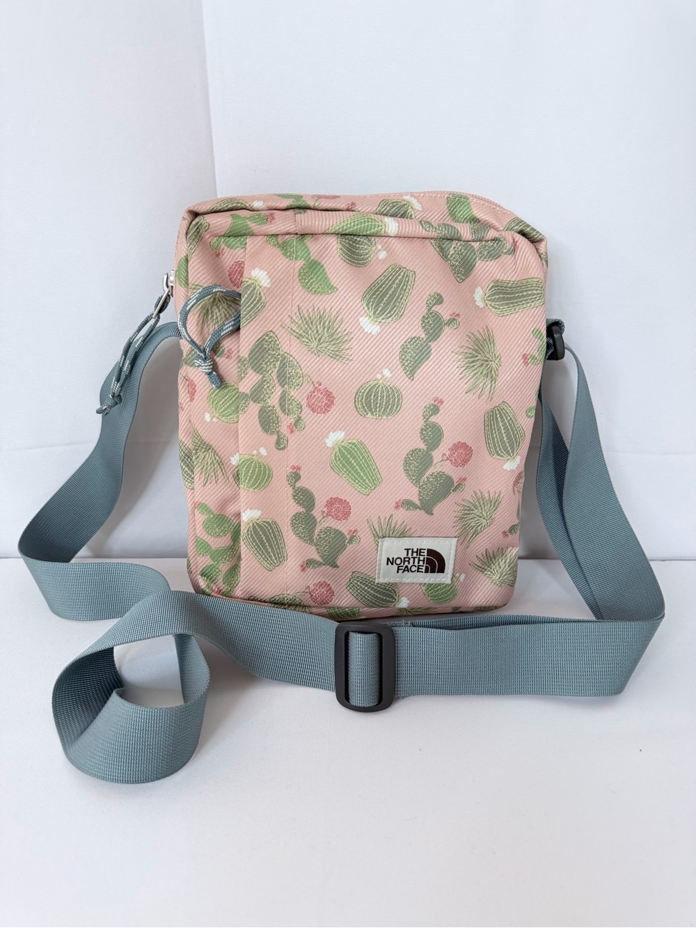 THE NORTH FACE Cross Body Evening Sand Pink Cacti Print Goblin Blue Bag